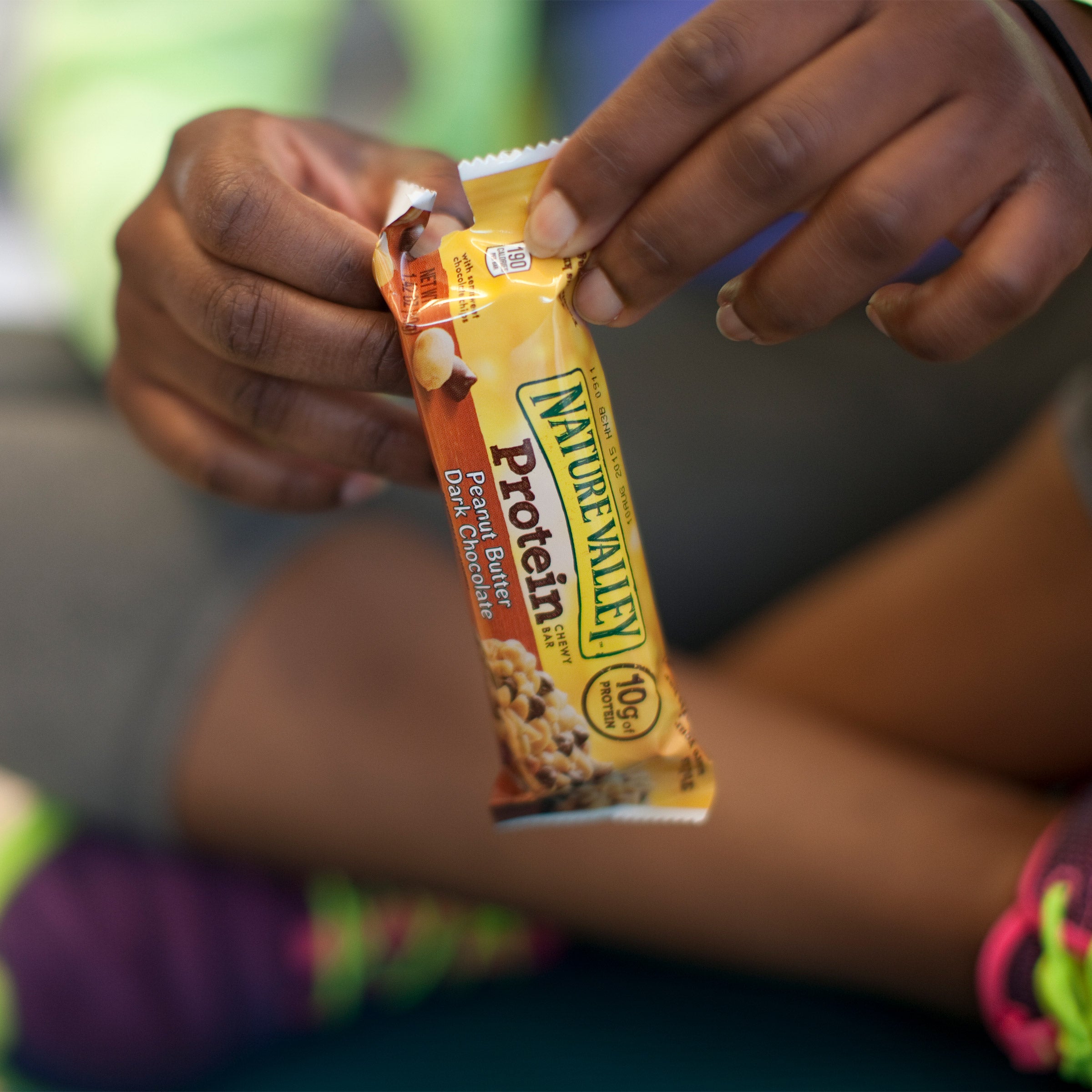 Nature Valley Protein Bar, Peanut Butter Dark Chocolate, 1.42 oz, 30-count 7 Nature Valley Protein Bar, Peanut Butter Dark Chocolate, 1.42 oz, 30-count - Image 7