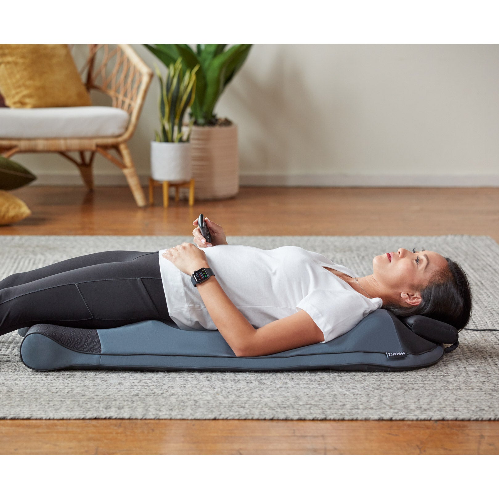 HoMedics Body Flex Back Stretching Mat with Heat 3 HoMedics Body Flex Back Stretching Mat with Heat - Image 3